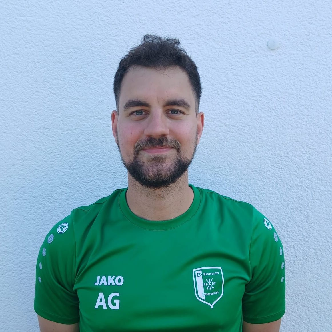 Arijan Goharnia Erste Co Trainer Q